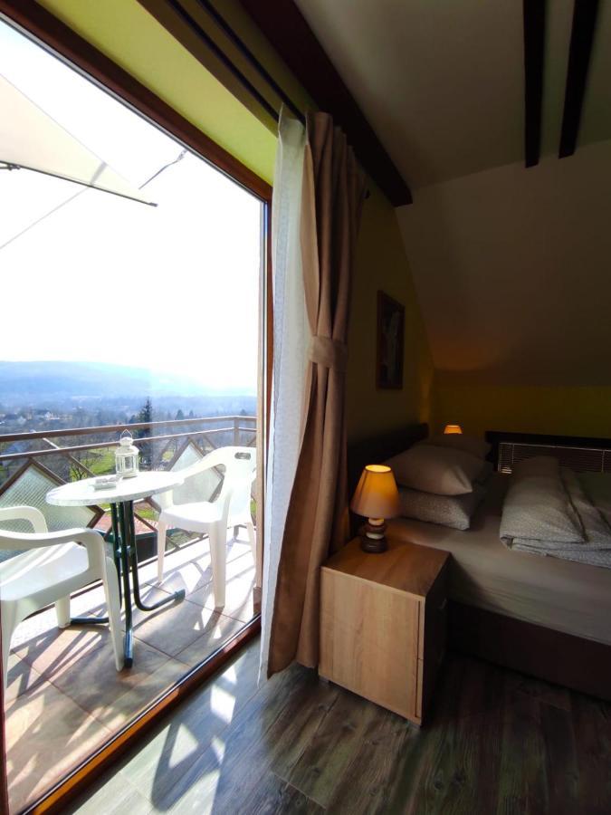 Accommodation "Old Town Dreznik" Rakovica Kültér fotó